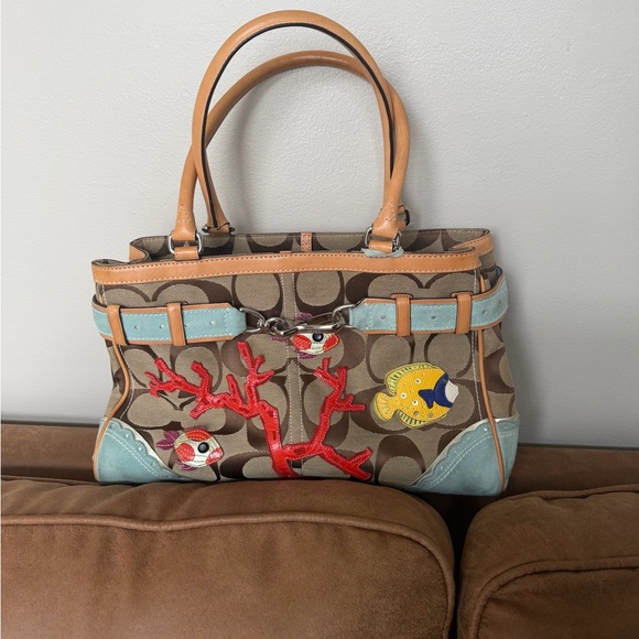 Coach Handbags - Vintage coach under the sea Hampton satchel